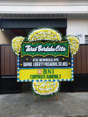 Papan Bunga Duka di Aik Darek