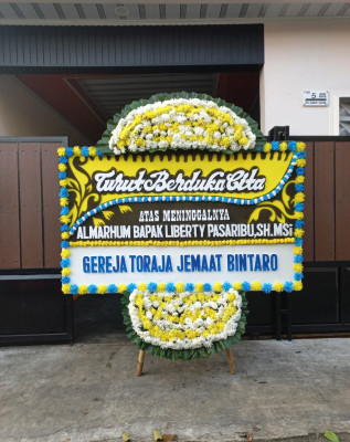 Papan Bunga Duka di Aik Darek